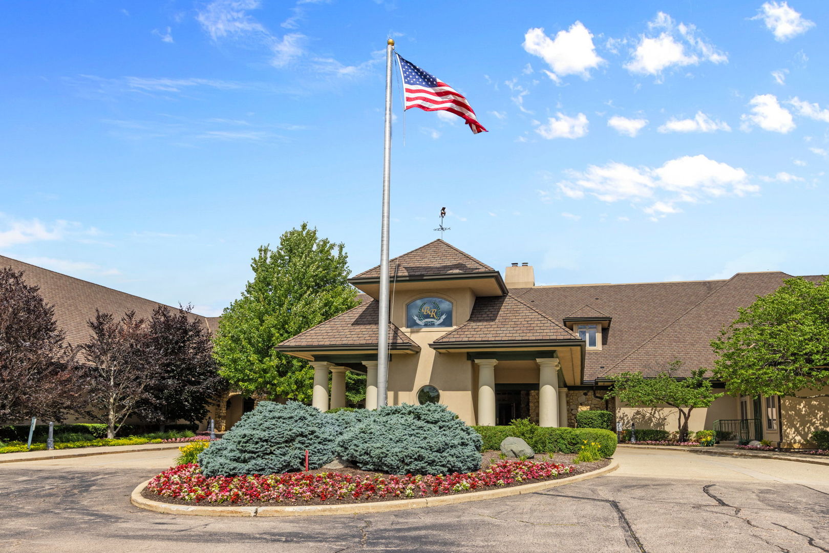 main property photo 35