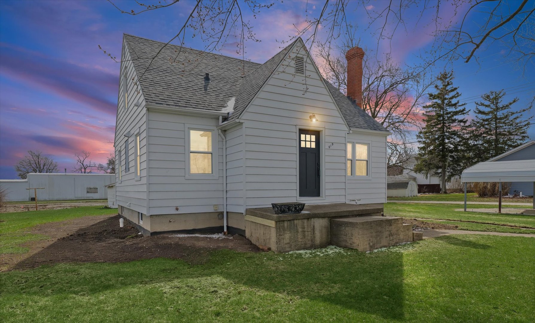 main property photo 26