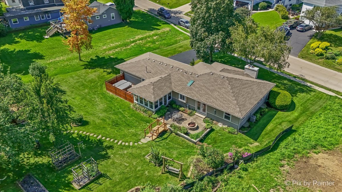 main property photo 44