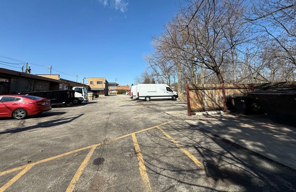 main property photo 13