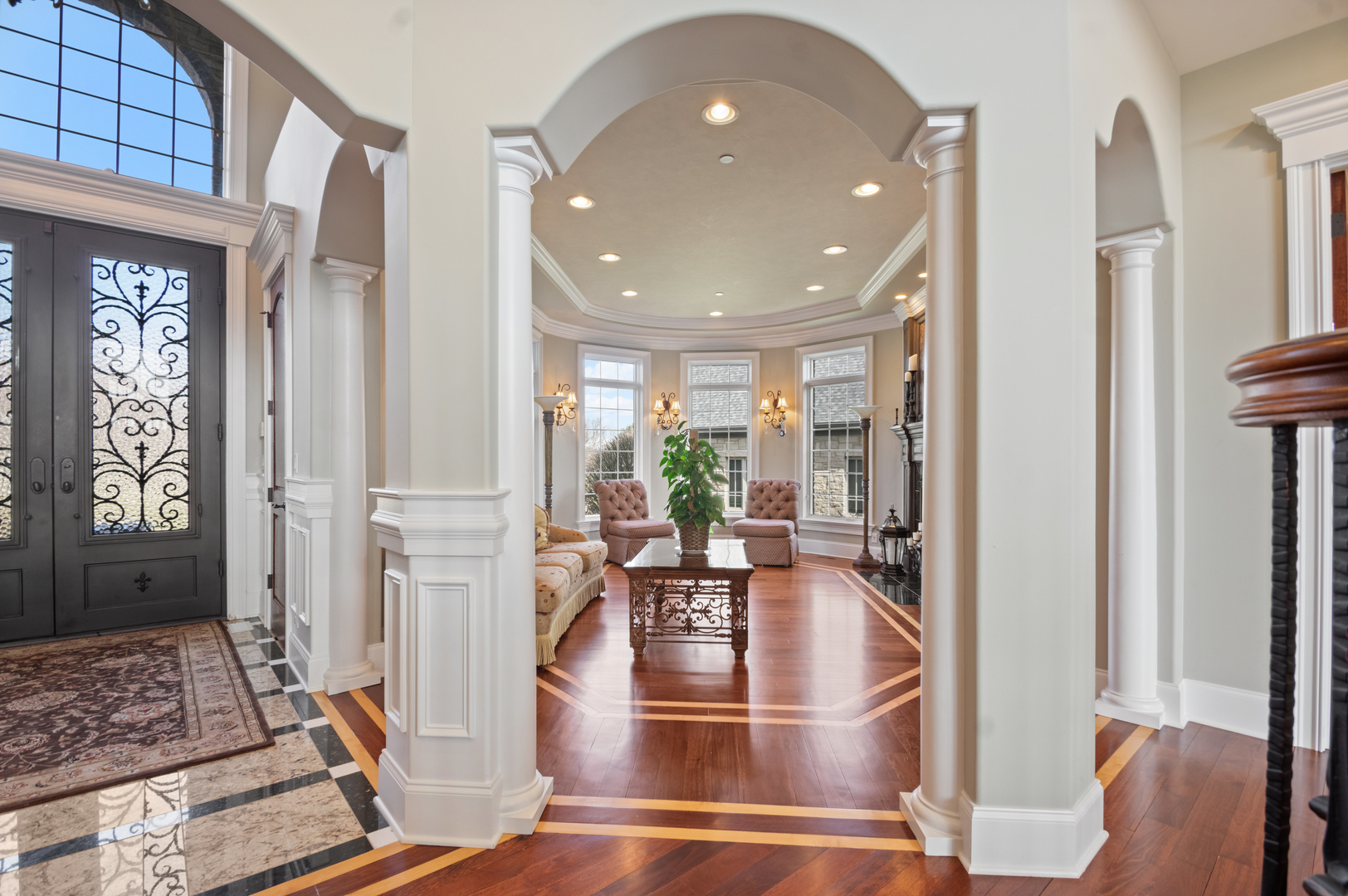 main property photo 10