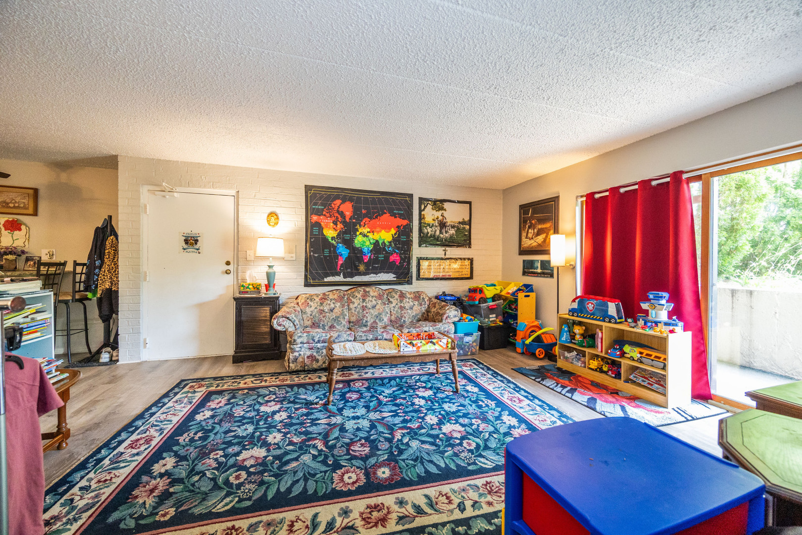 main property photo 20