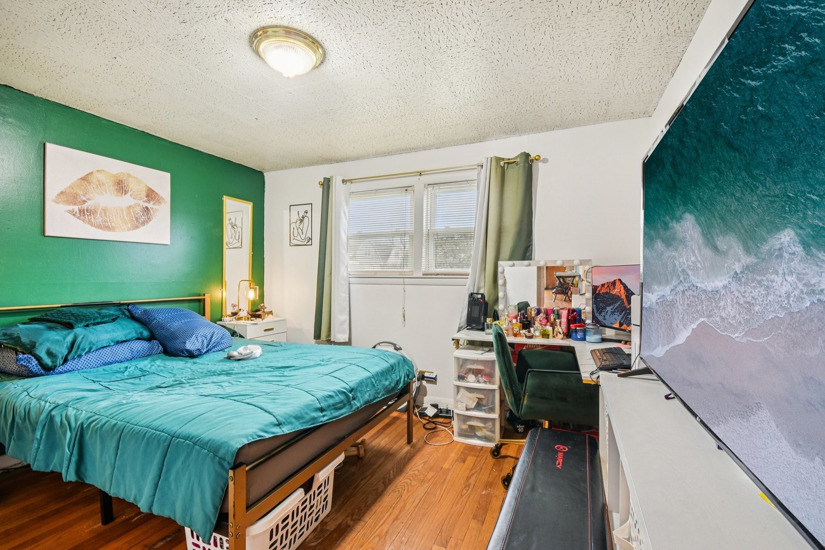 main property photo 6