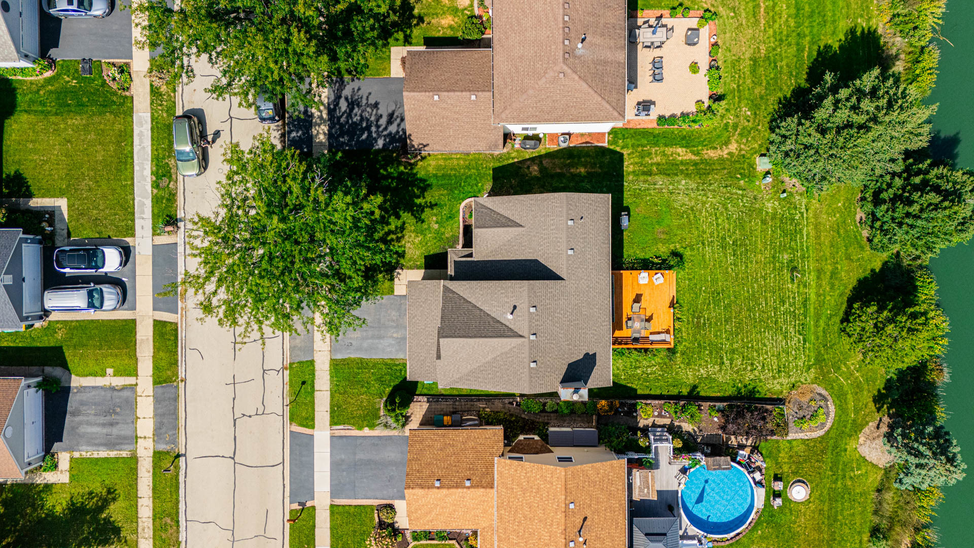 main property photo 33