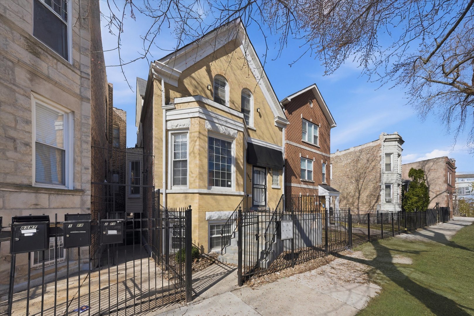 main property photo 38