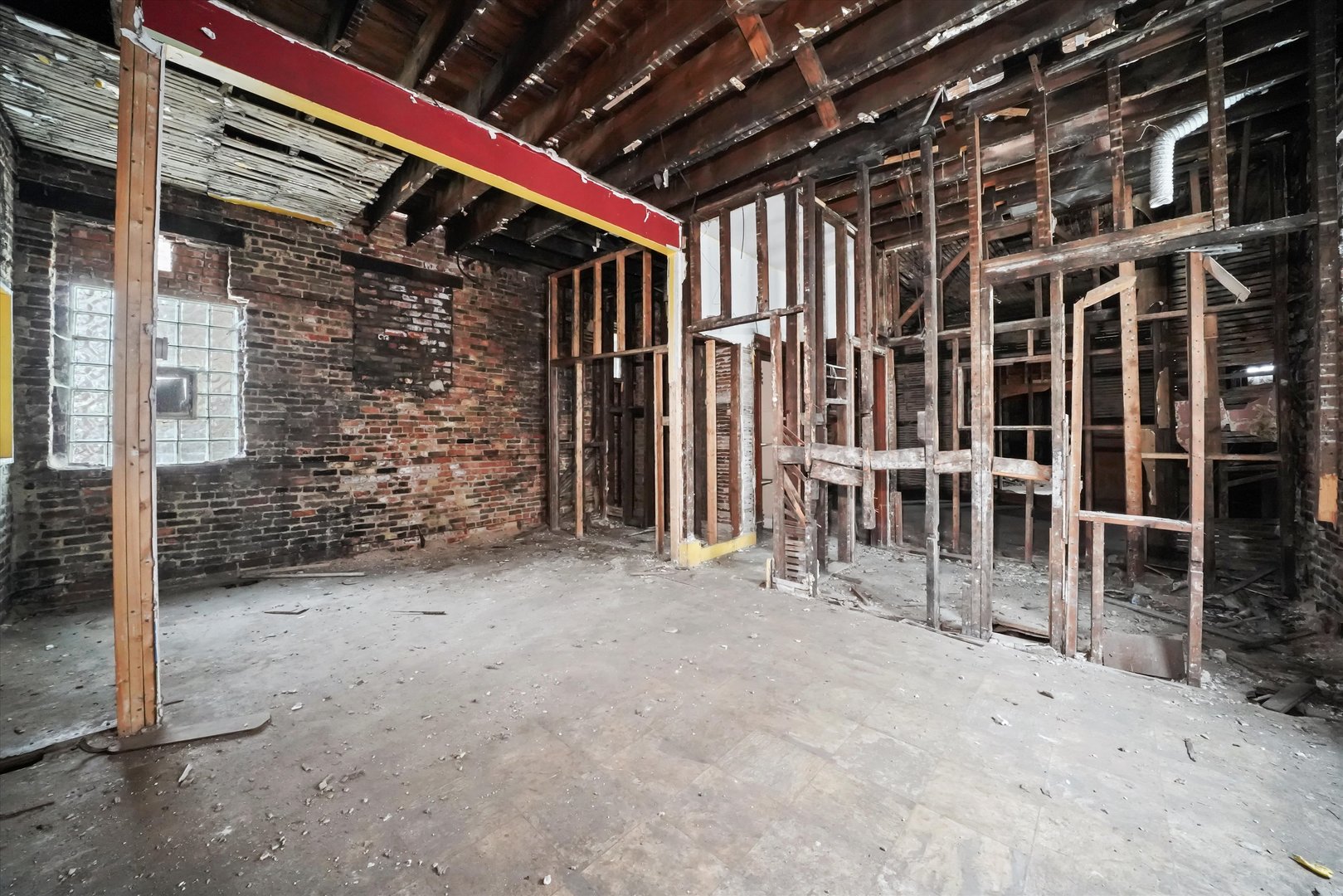 main property photo 8