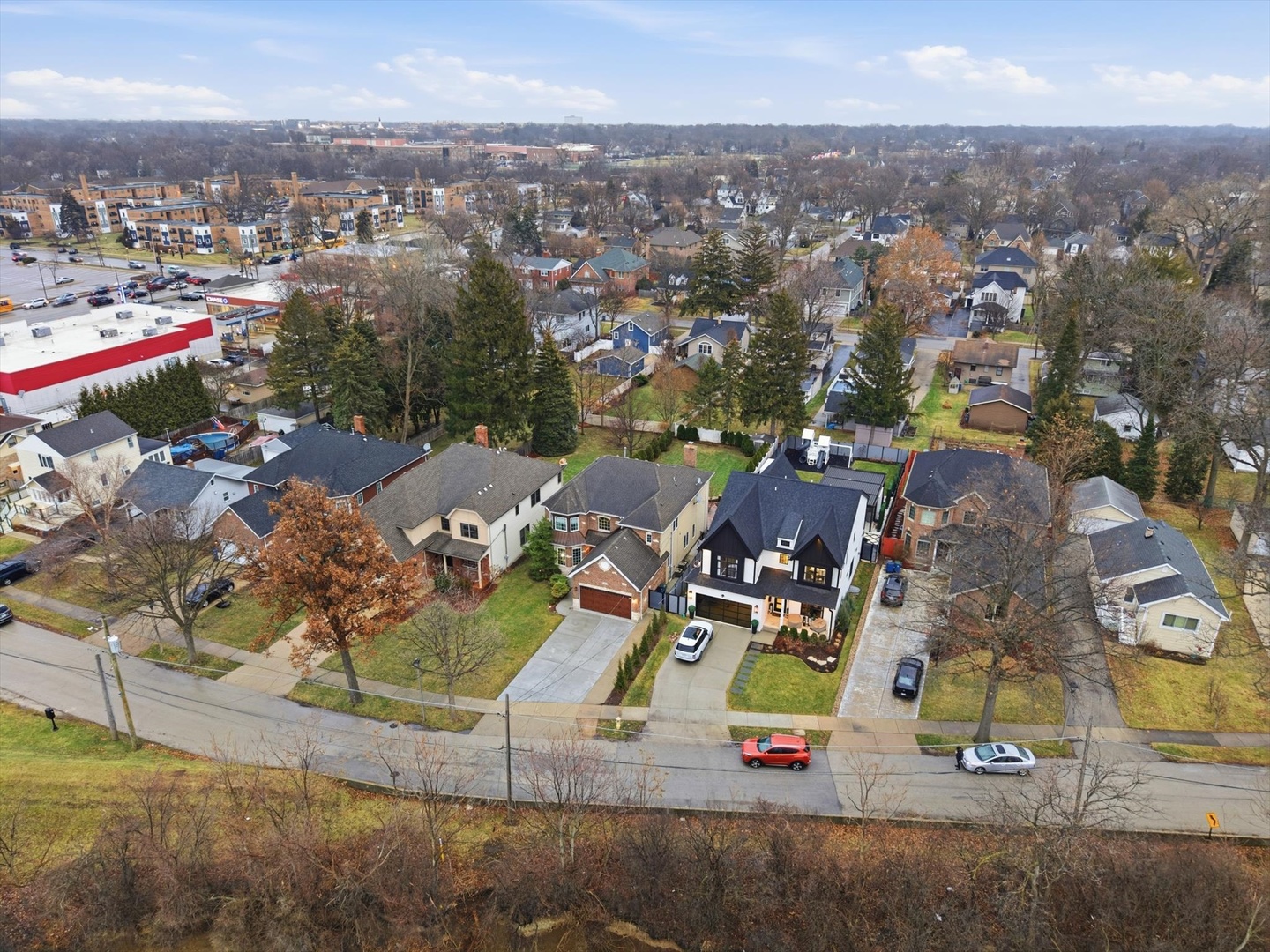 main property photo 35