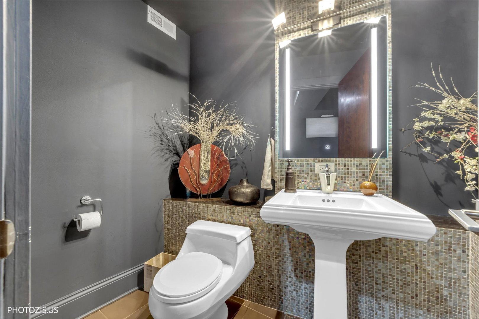 main property photo 65