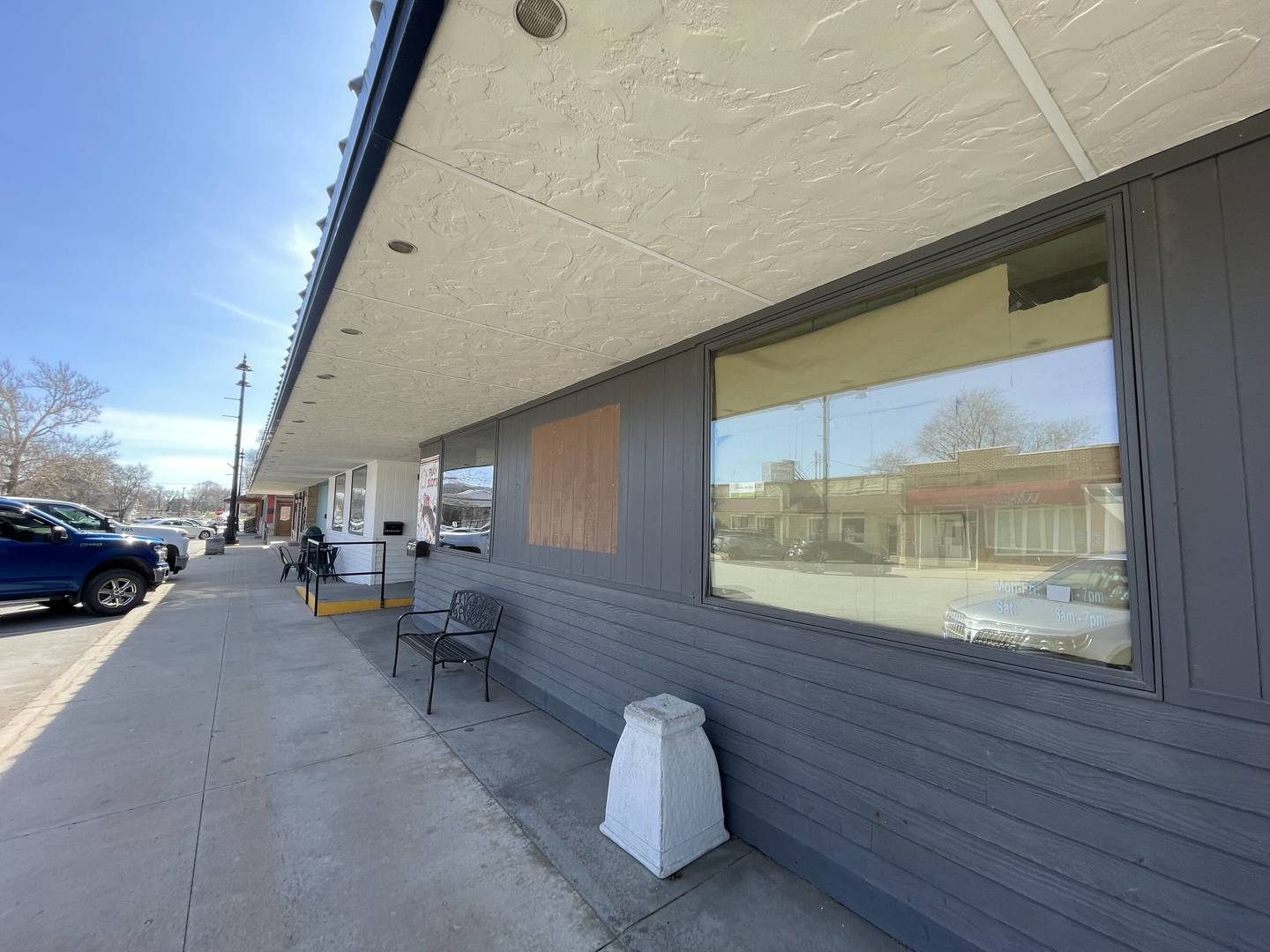 main property photo 13