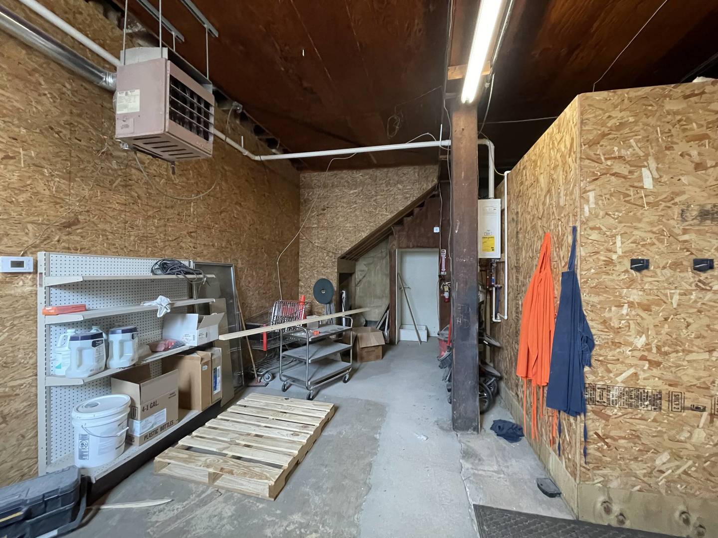 main property photo 50