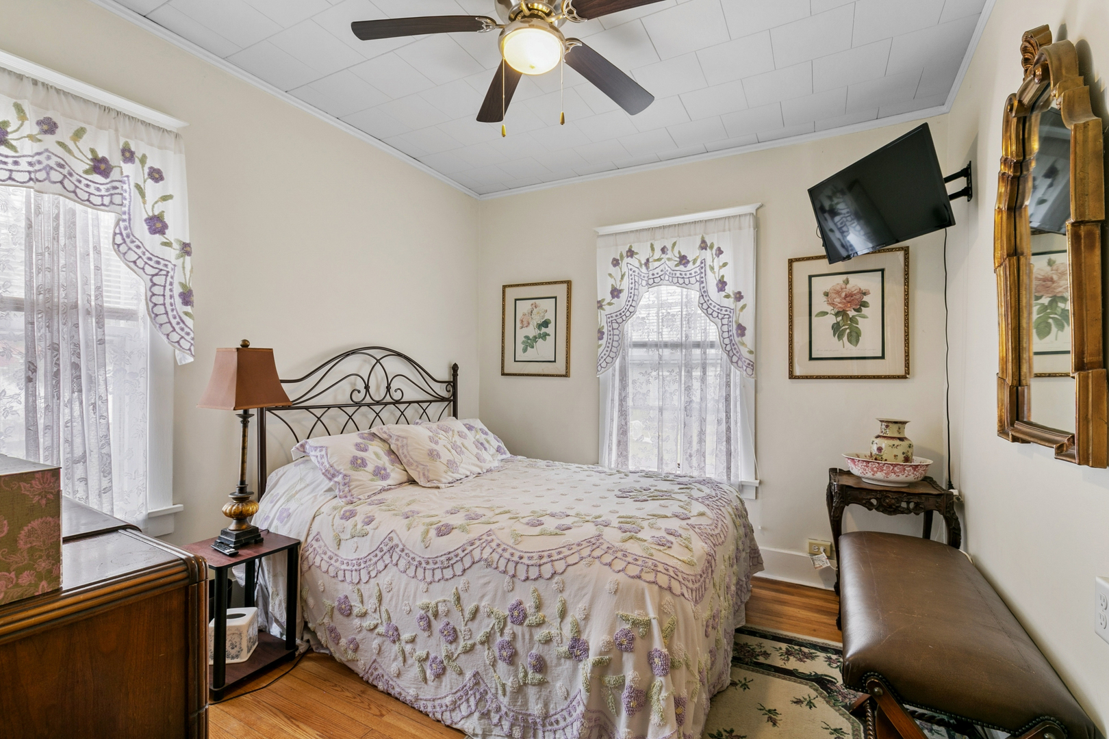 main property photo 17