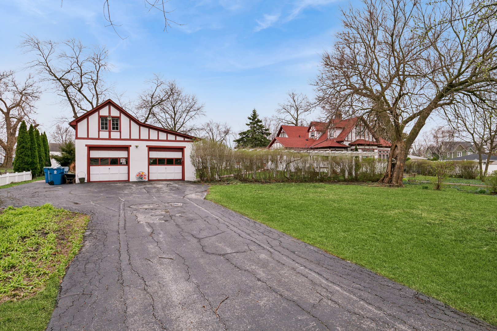 main property photo 35