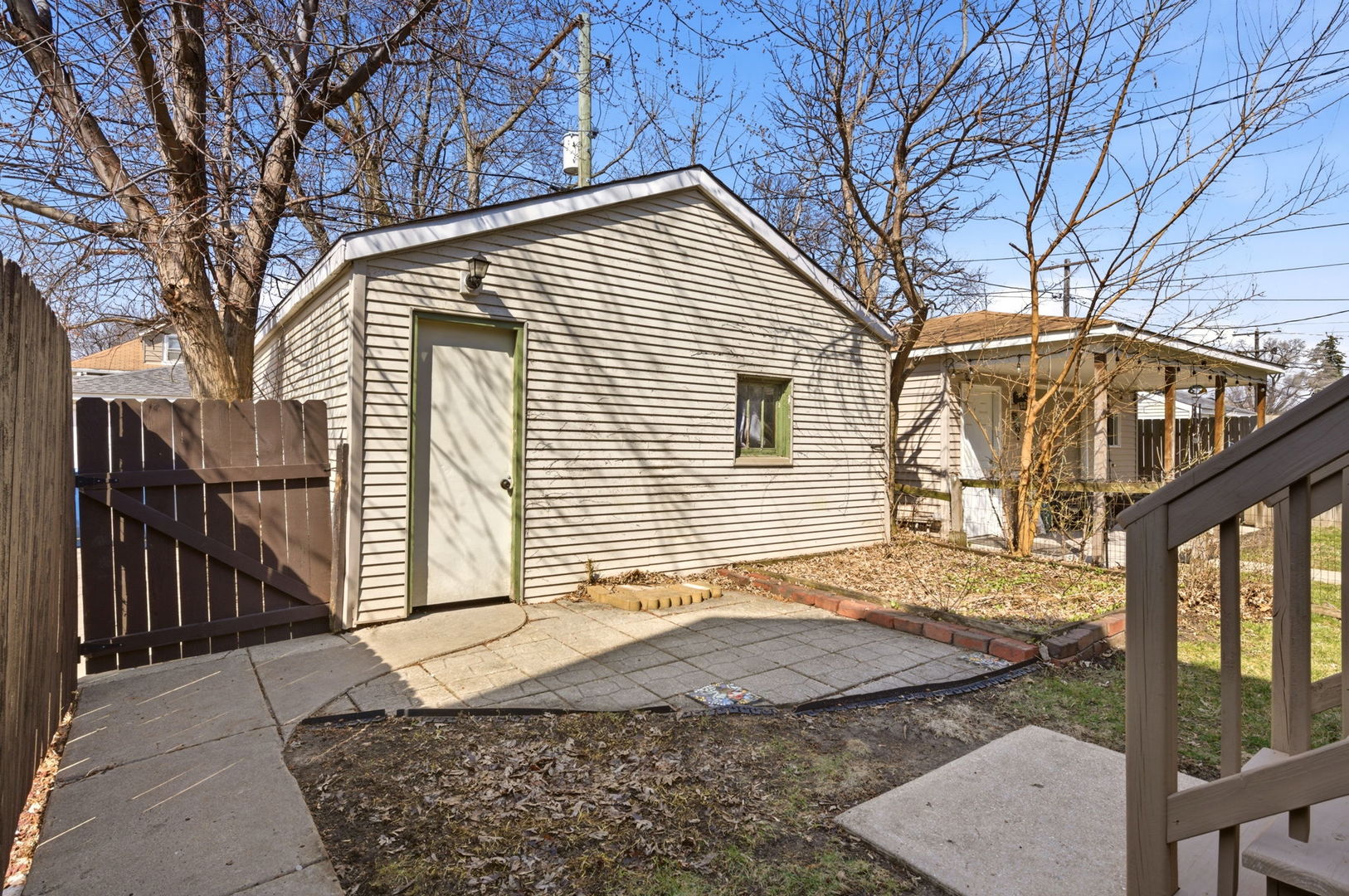 main property photo 19