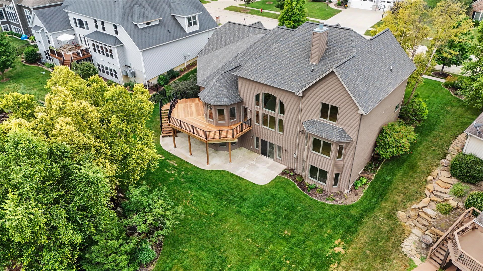 main property photo 80