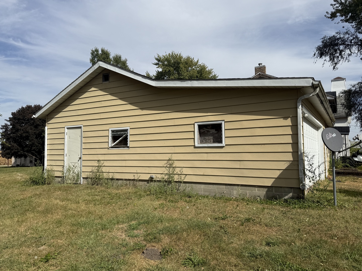main property photo 38