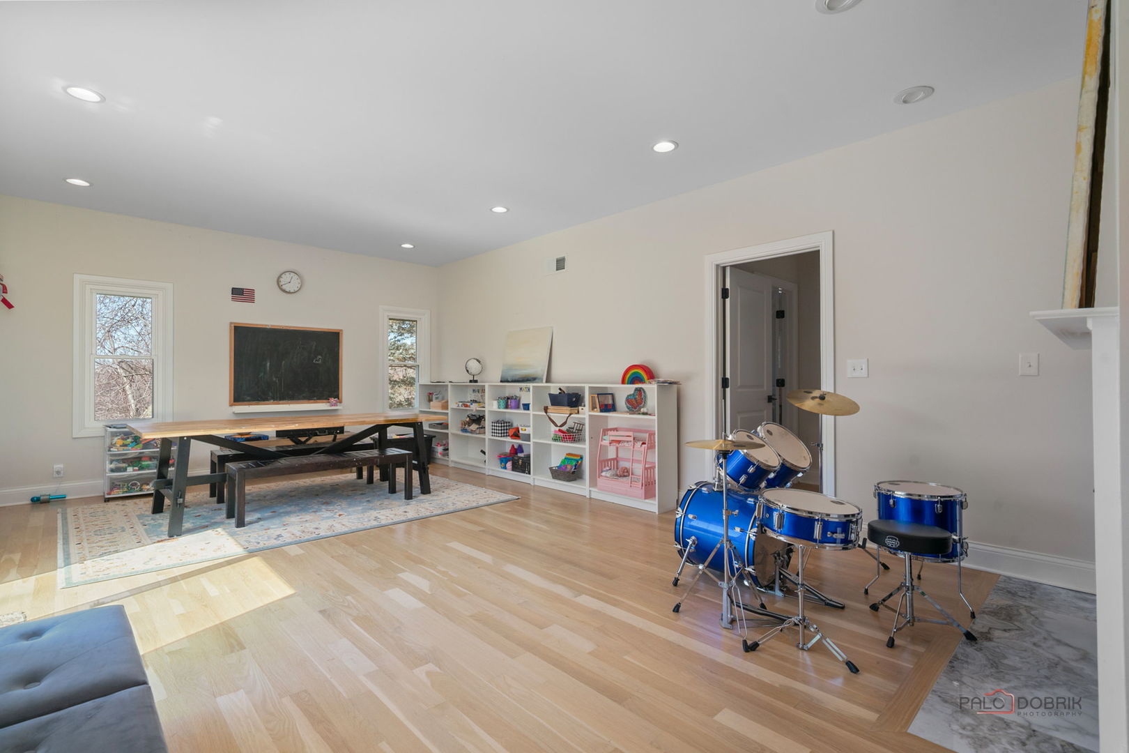 main property photo 11