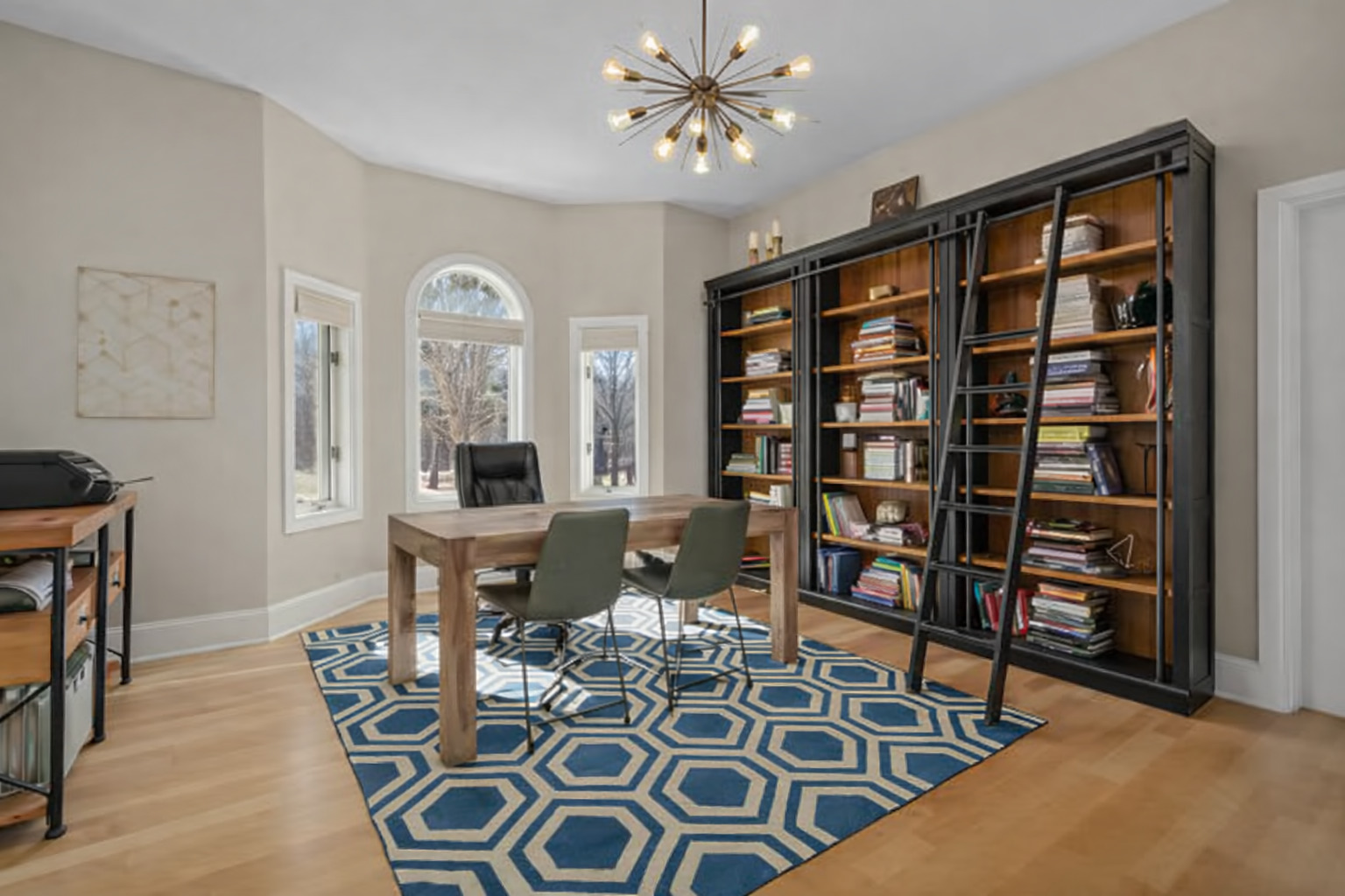 main property photo 9