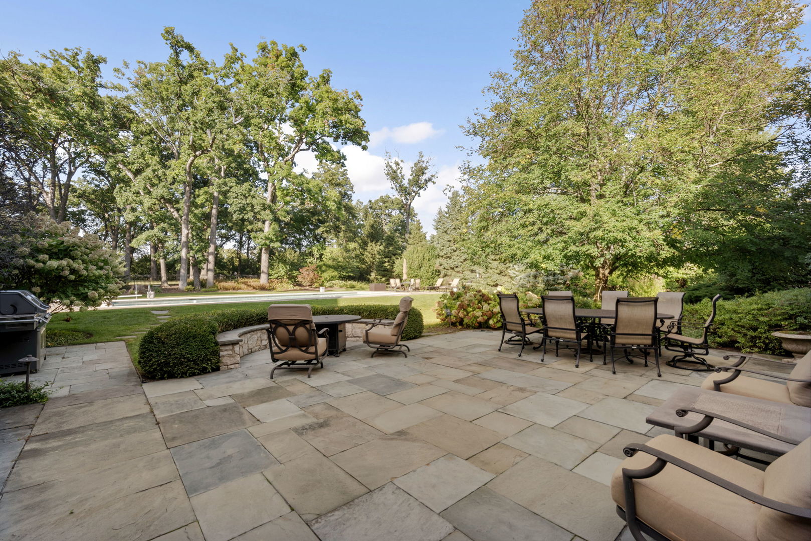 main property photo 58