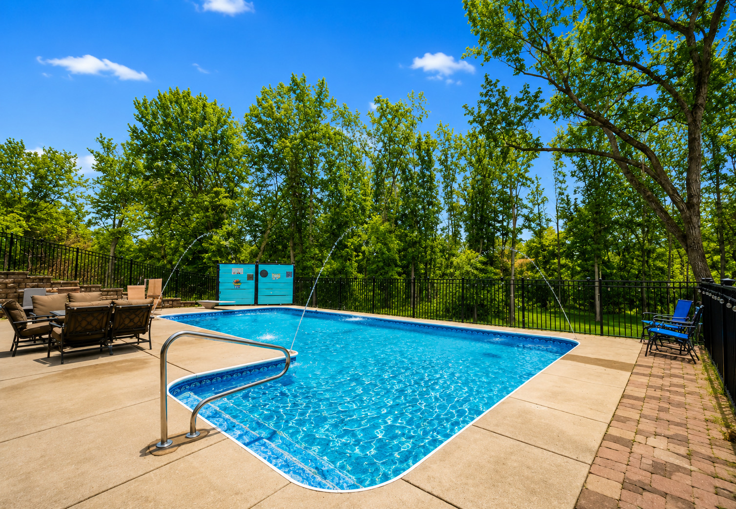 main property photo 34