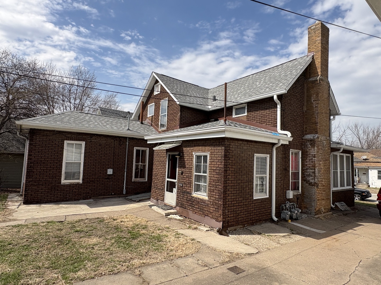 main property photo 2