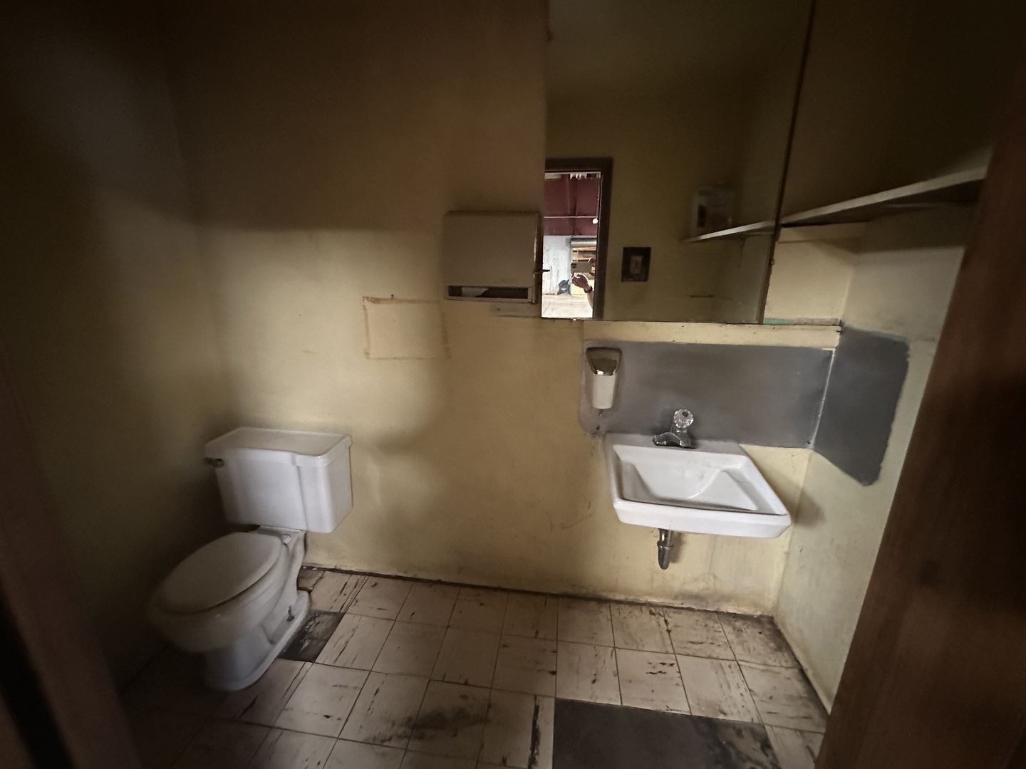 main property photo 41