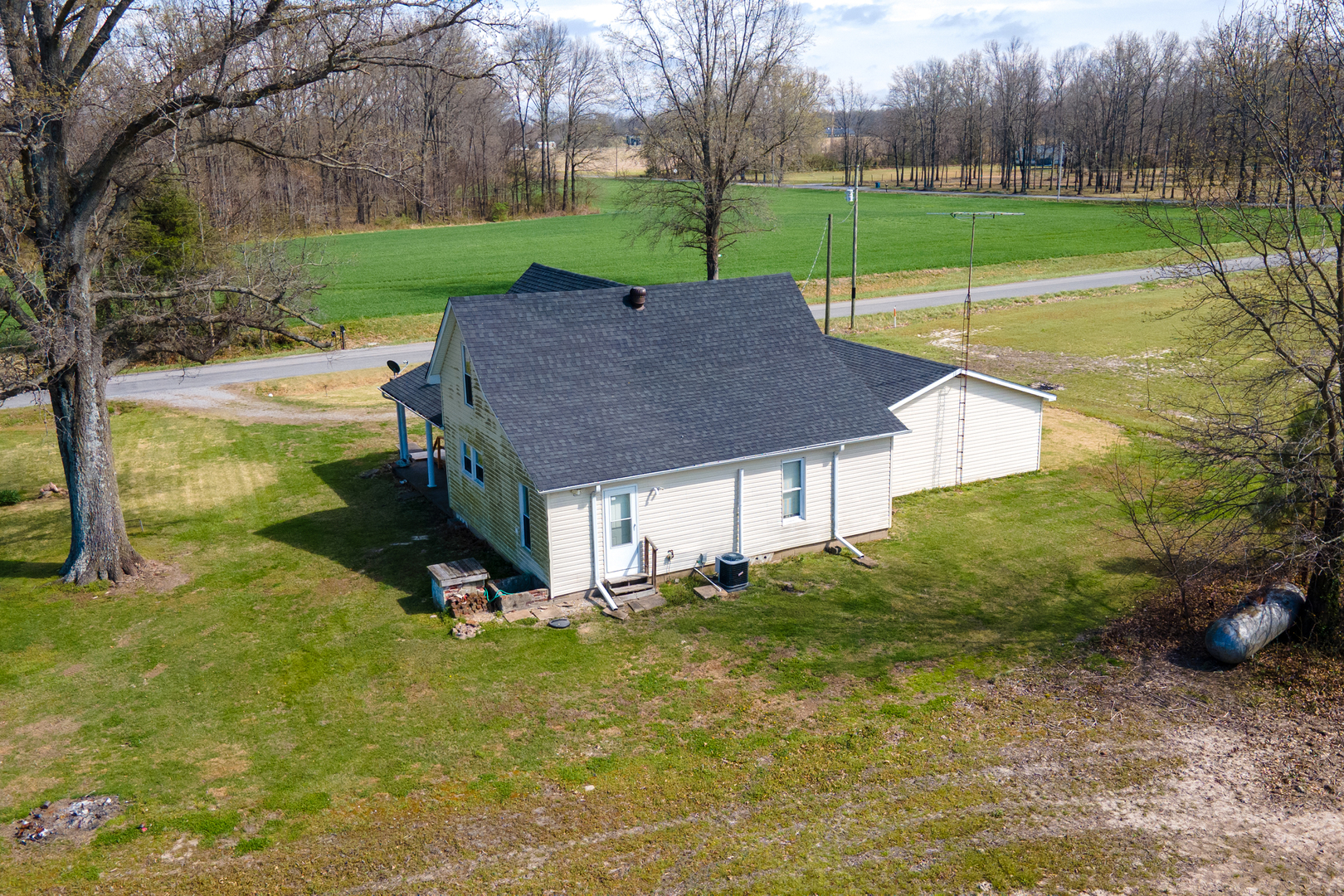 main property photo 27