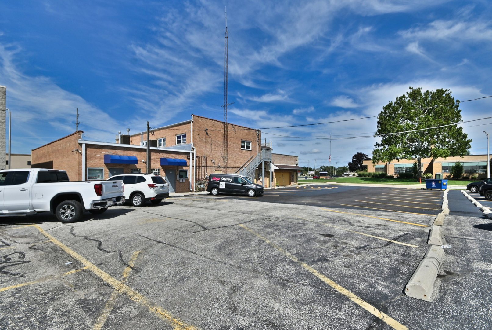main property photo 8