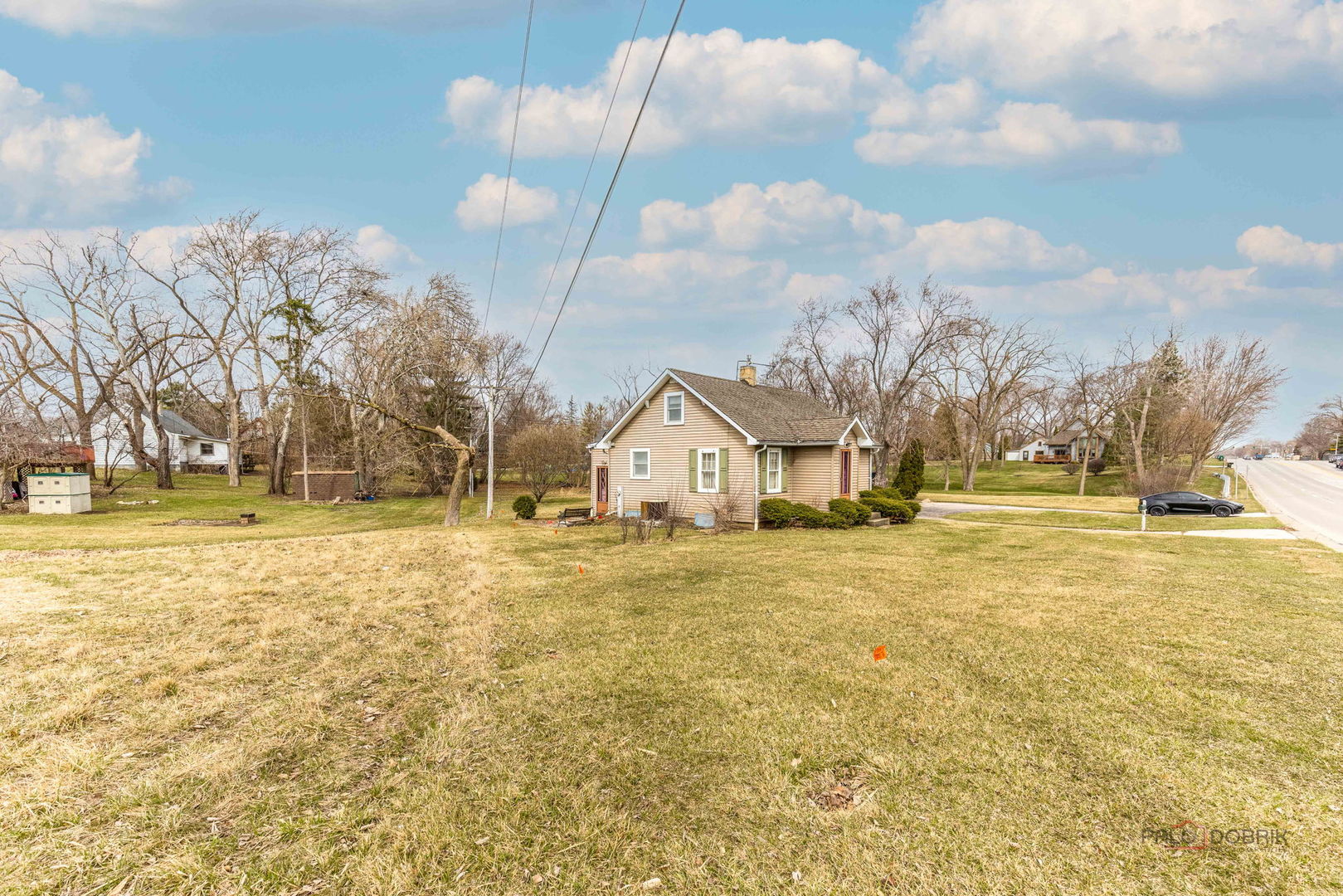 main property photo 29