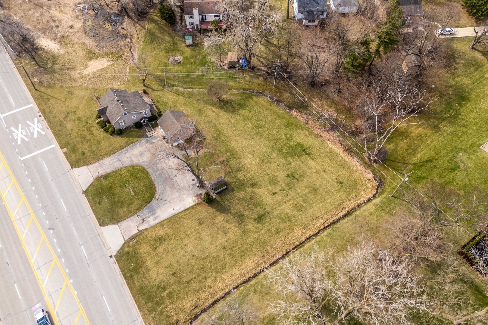 main property photo 33