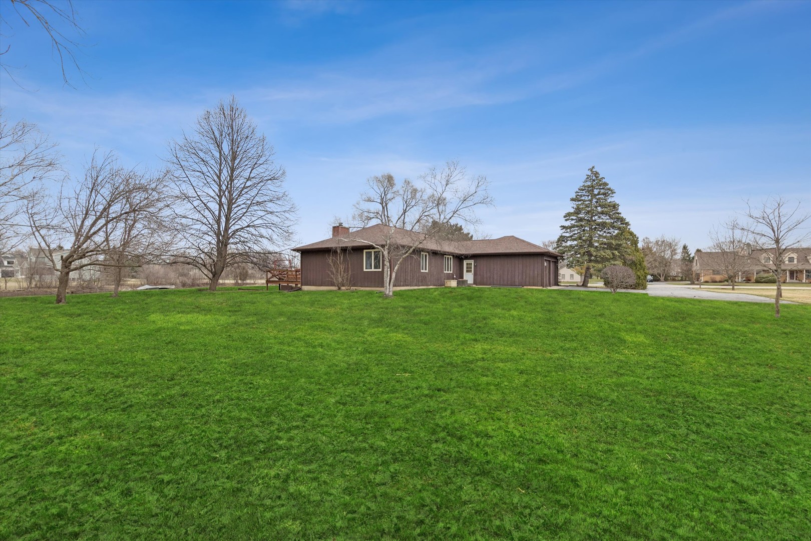 main property photo 36