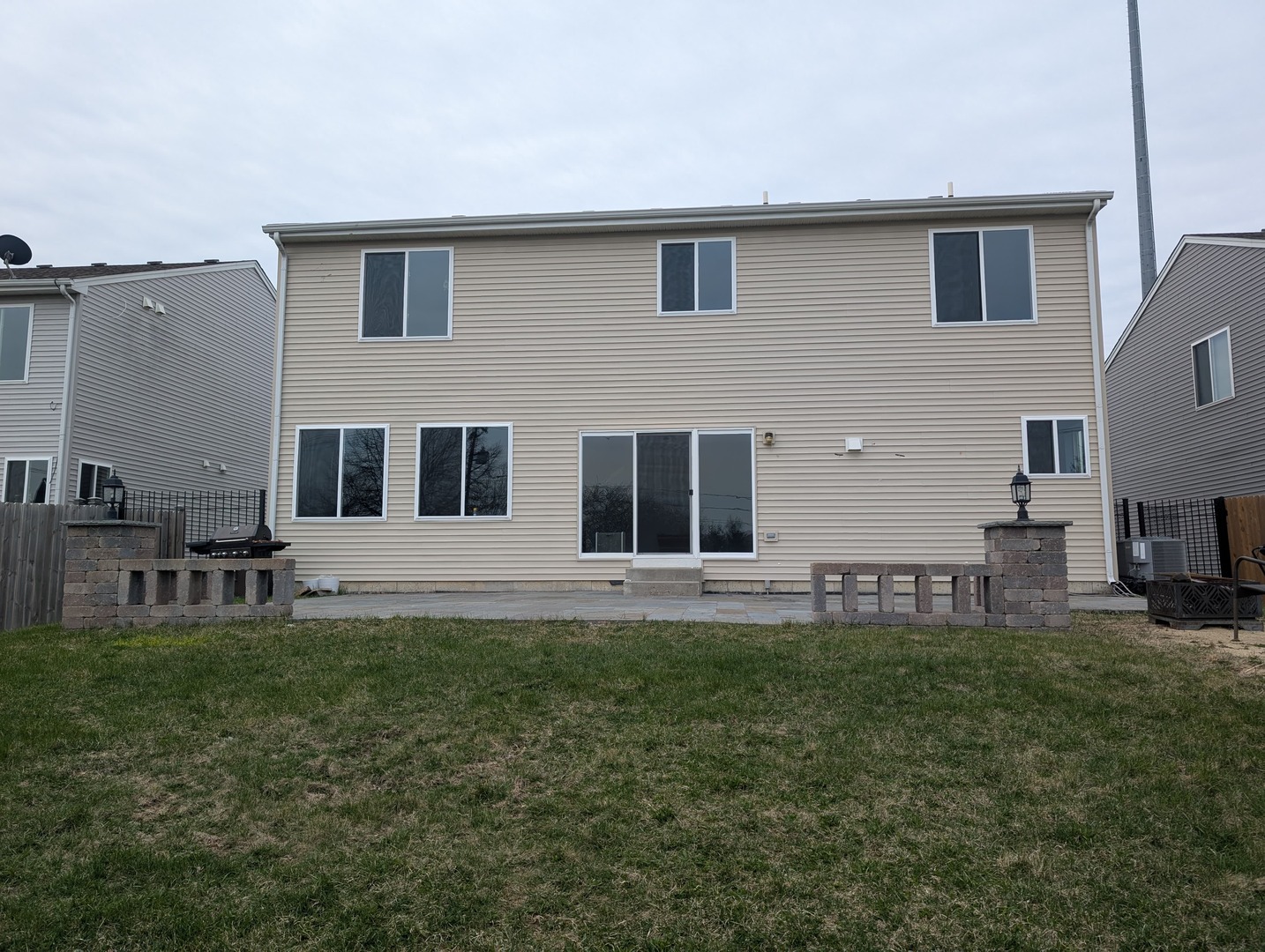 main property photo 16