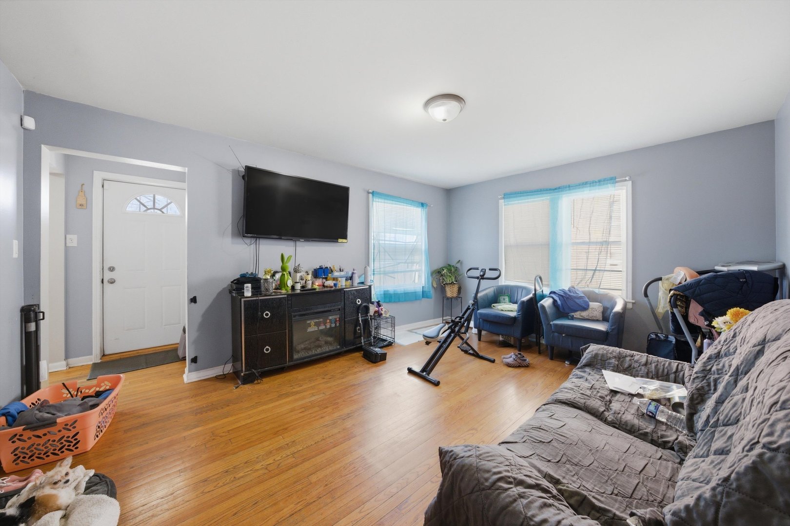 main property photo 6