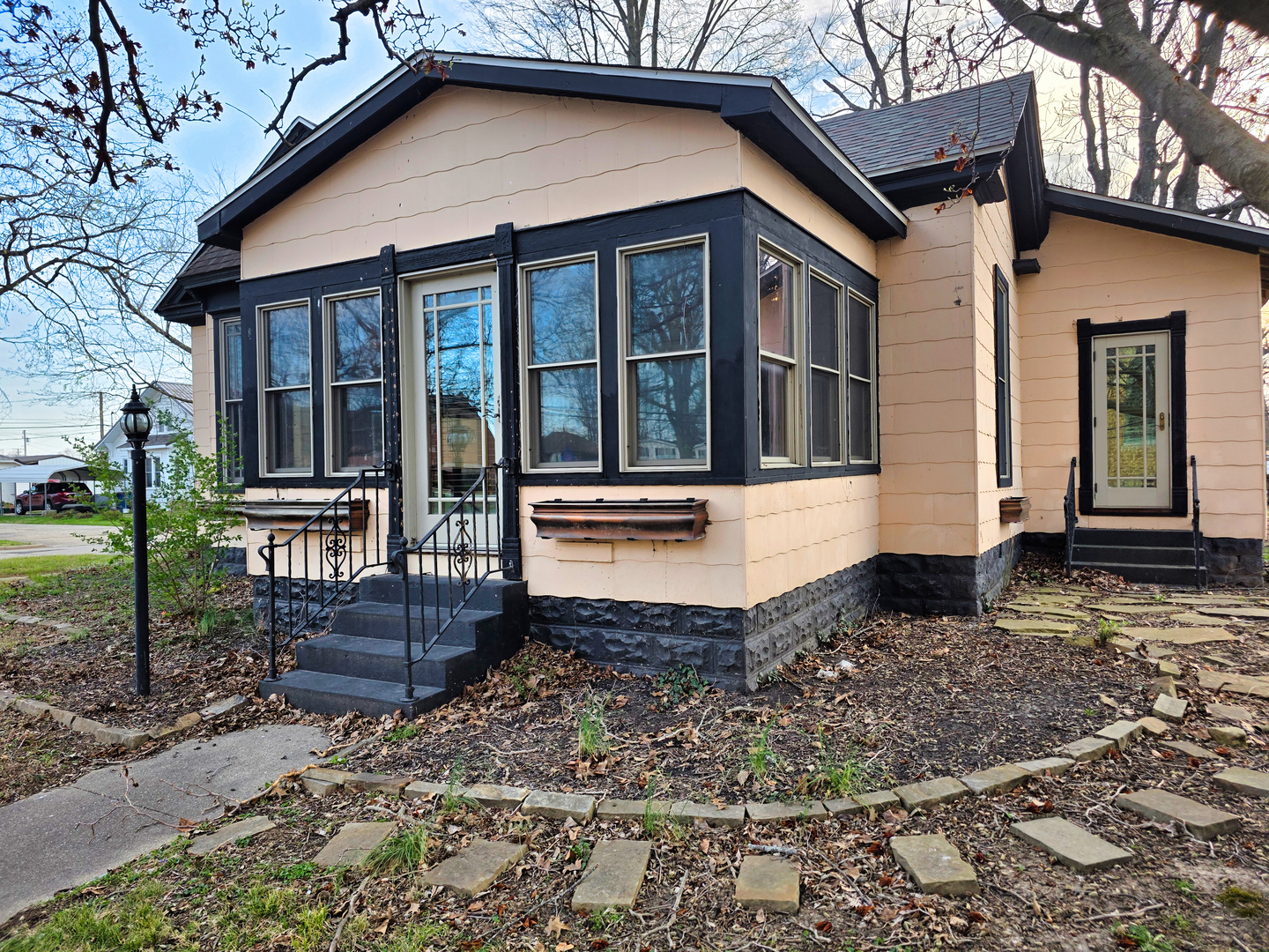 main property photo 98