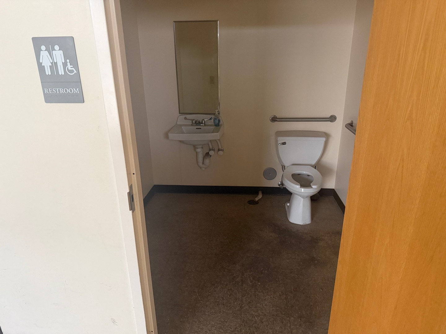 main property photo 4