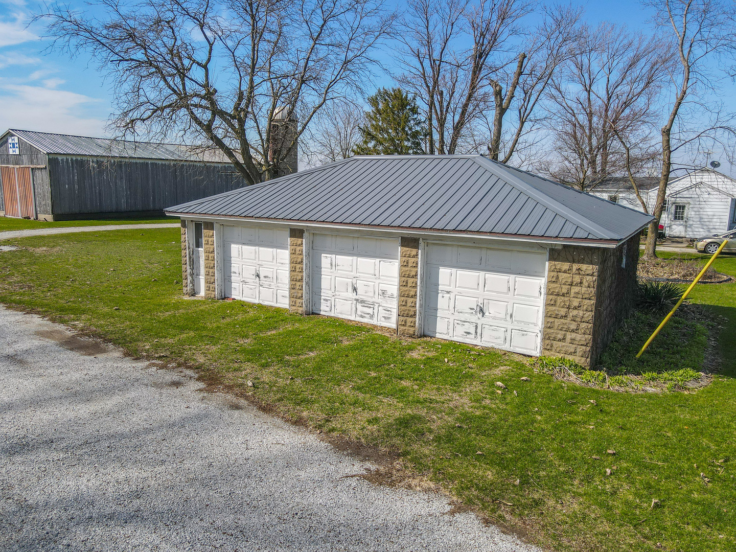 main property photo 5