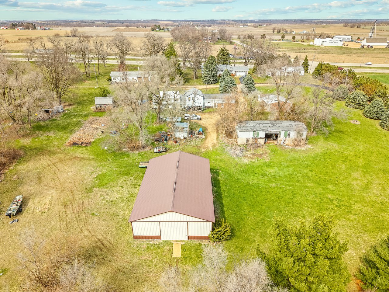 main property photo 43