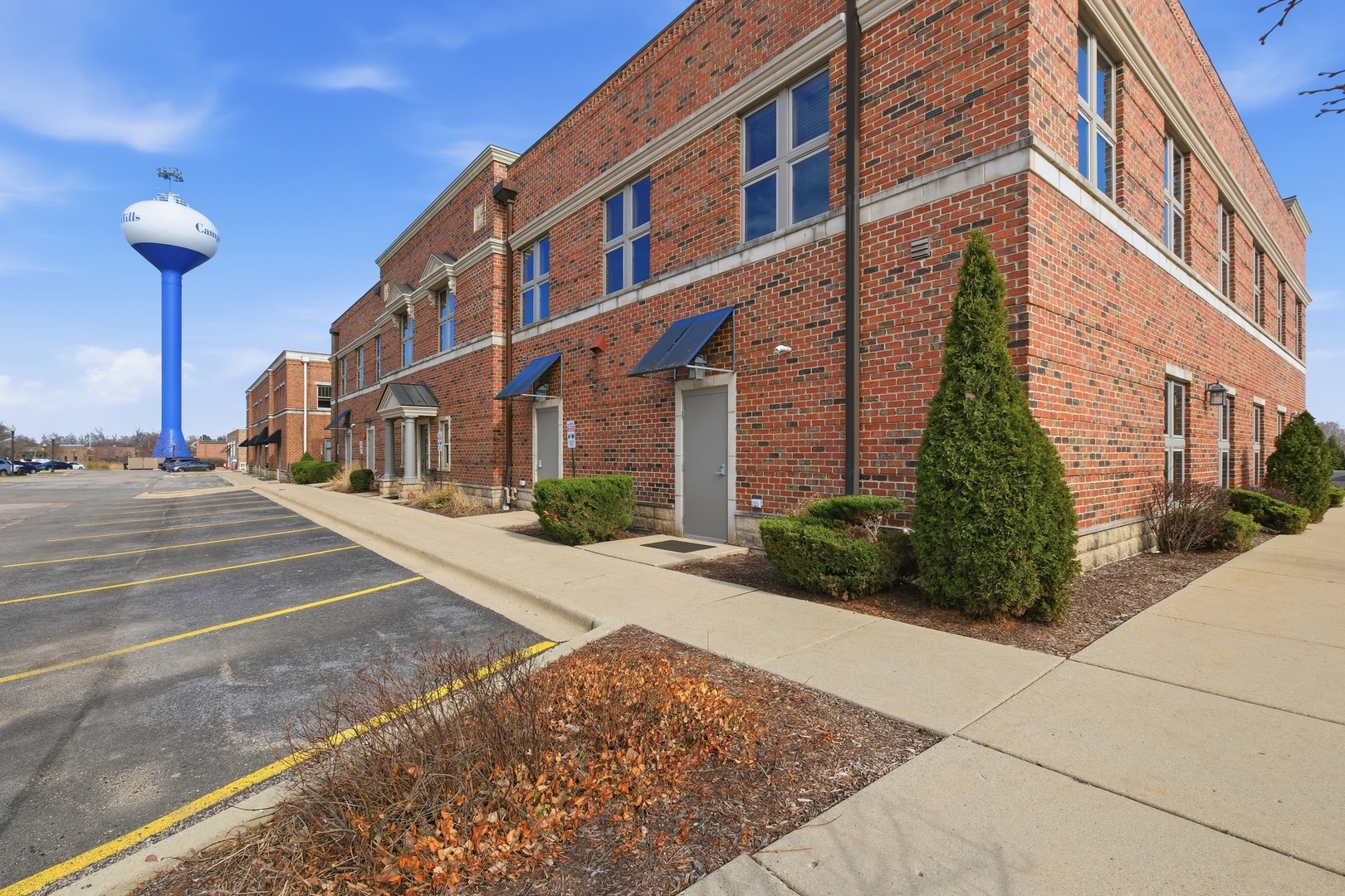main property photo 43