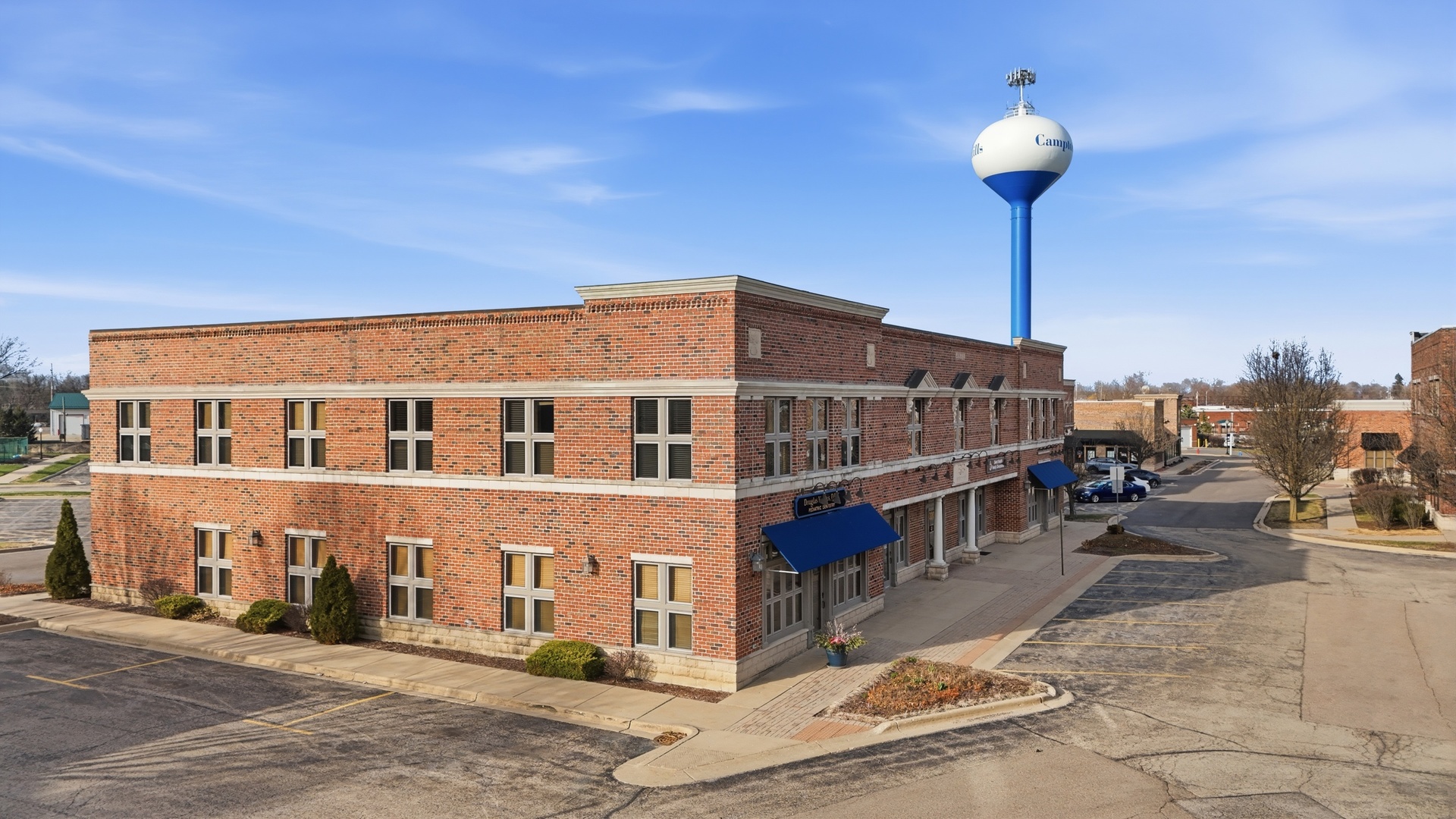 main property photo 44