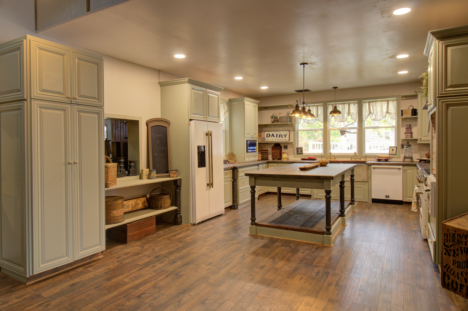 main property photo 15