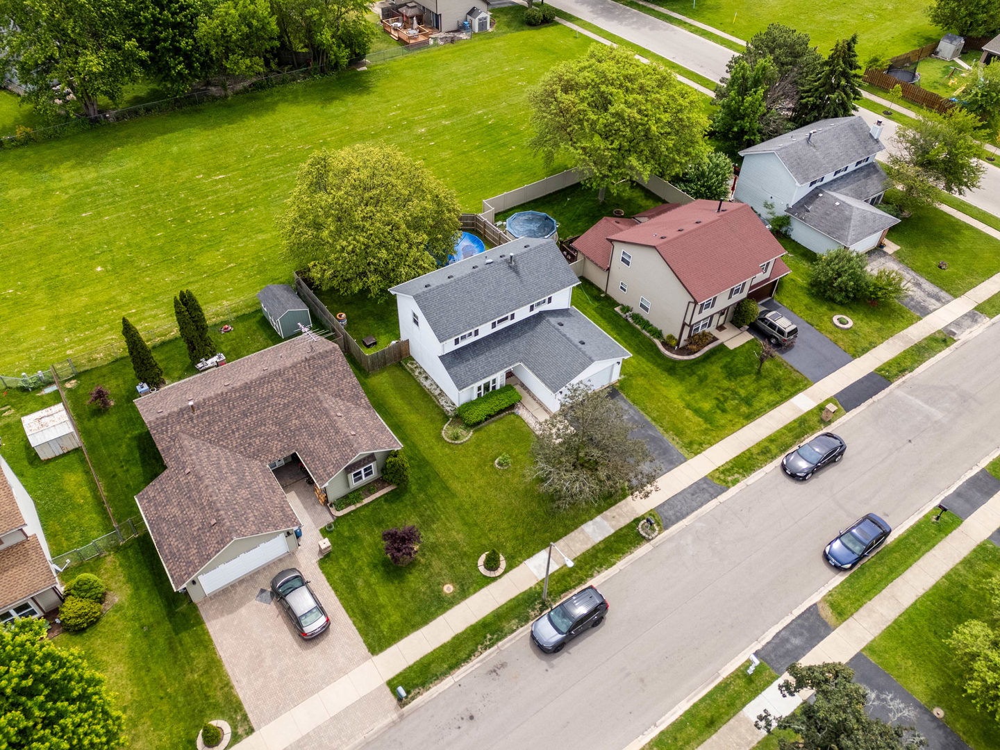 main property photo 37
