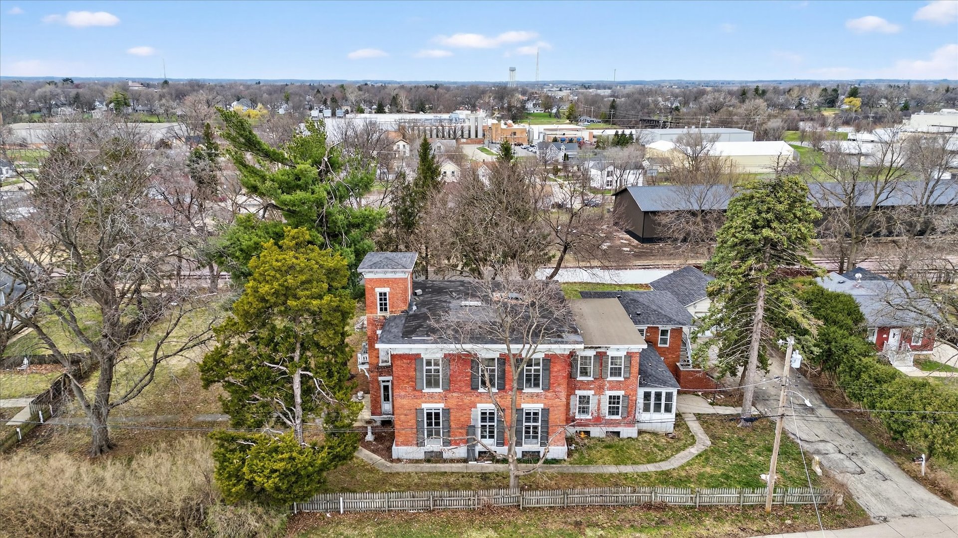 main property photo 54