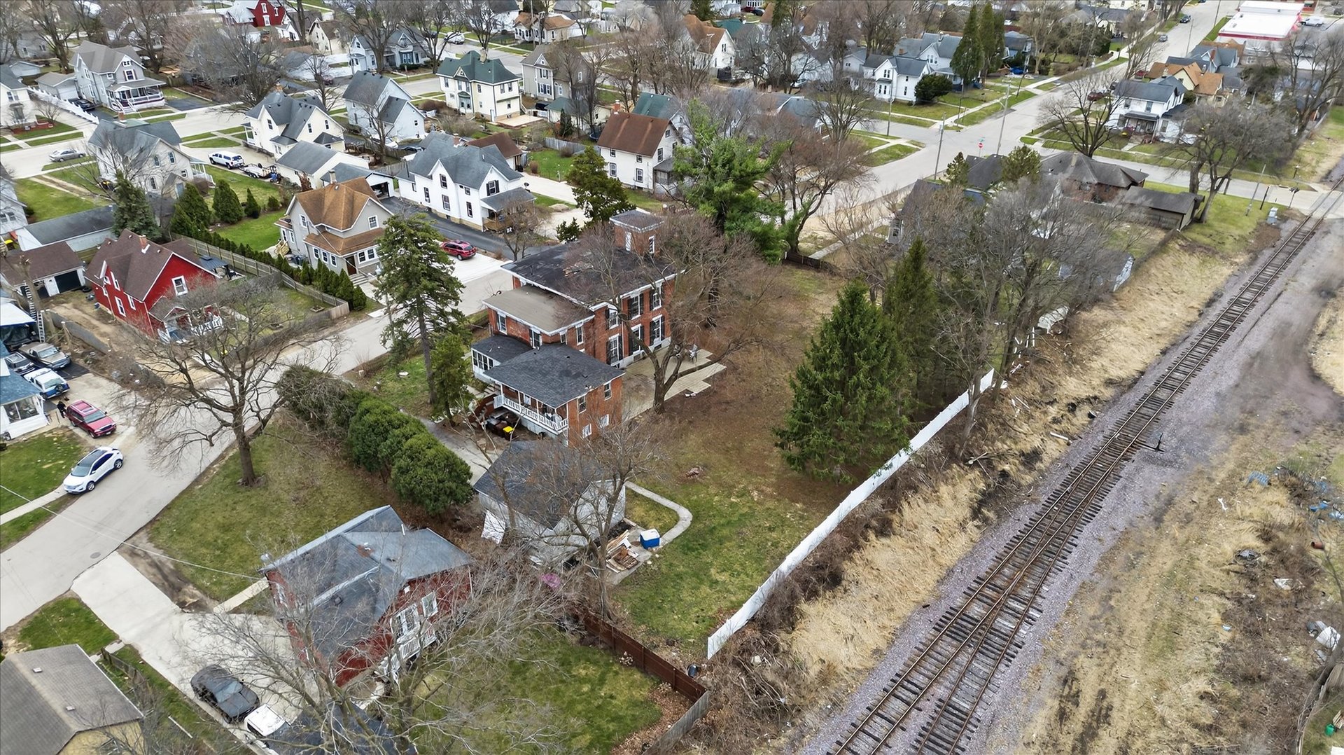 main property photo 60