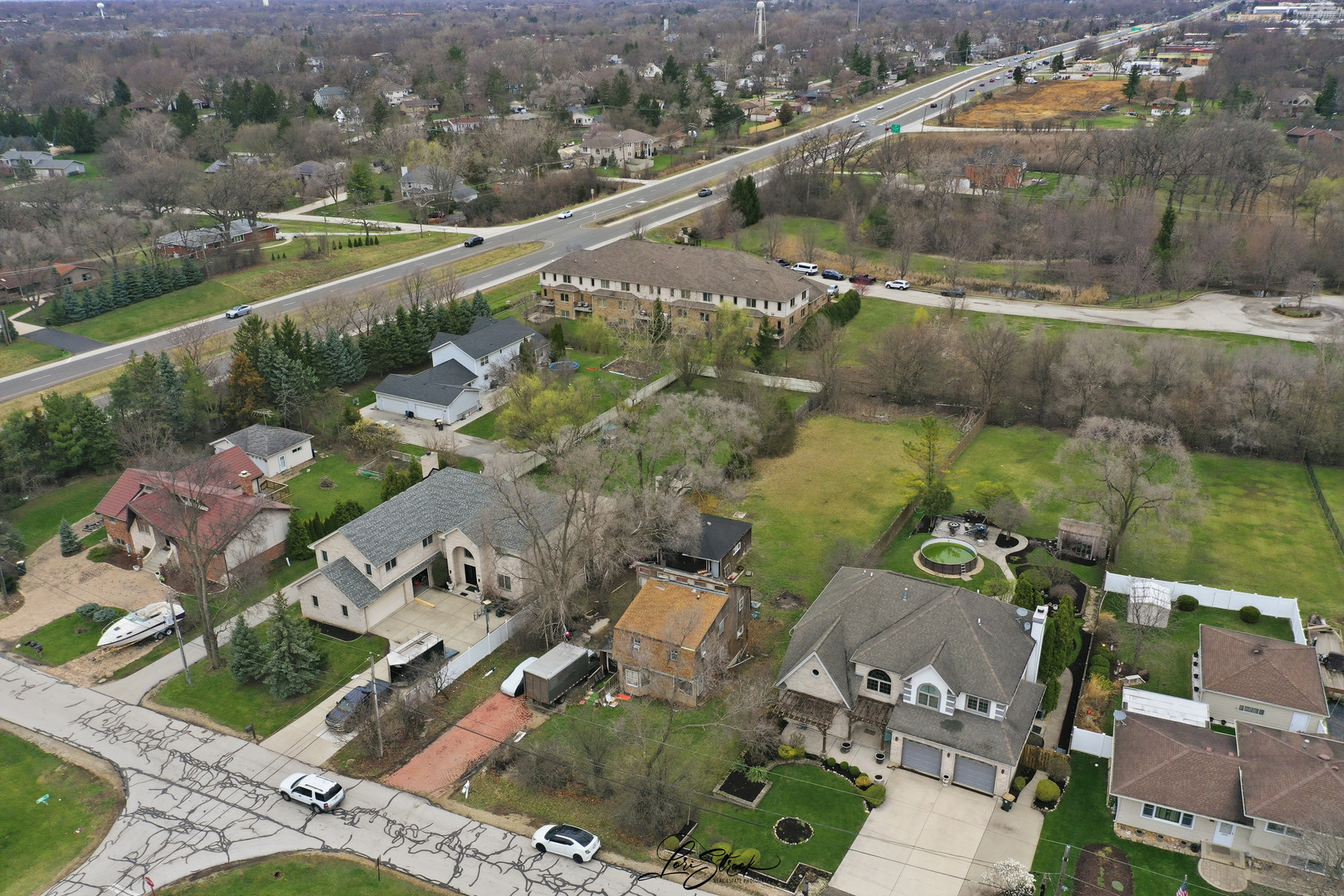 main property photo 4