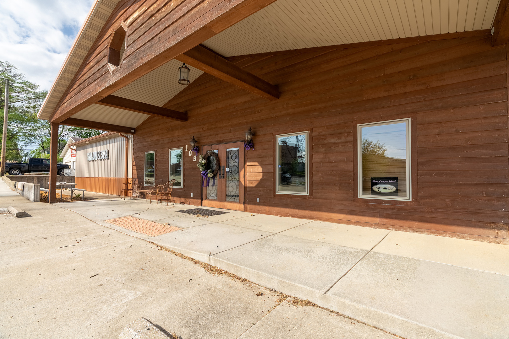 main property photo 2