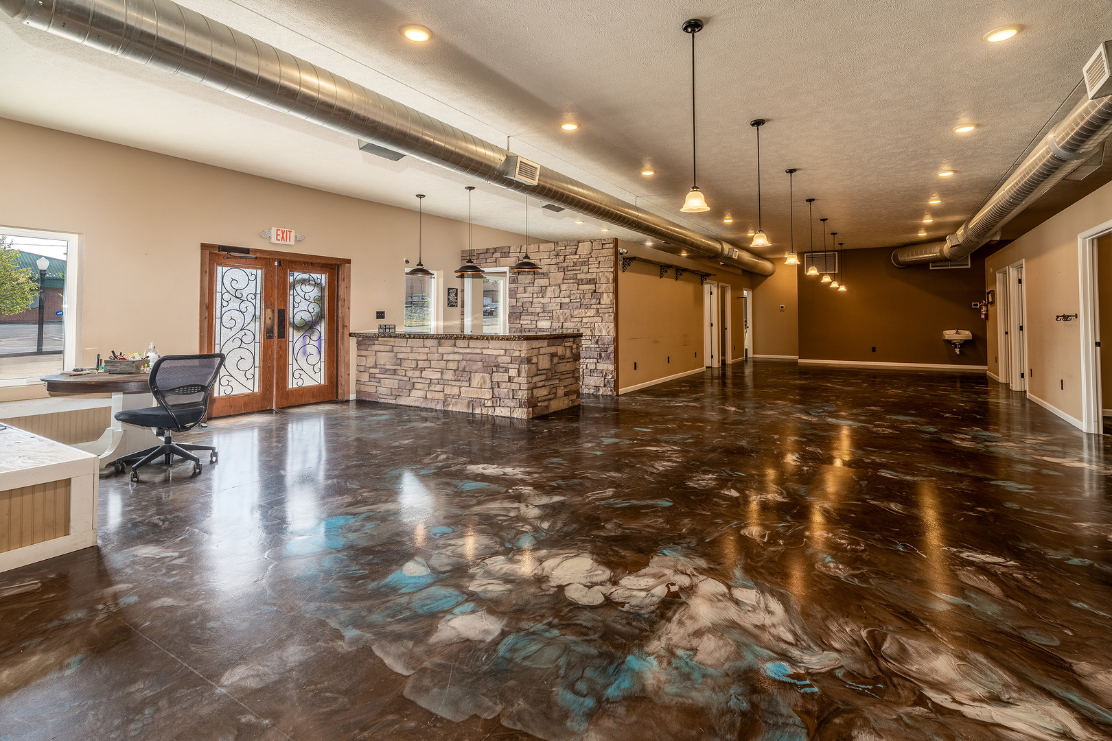 main property photo 7