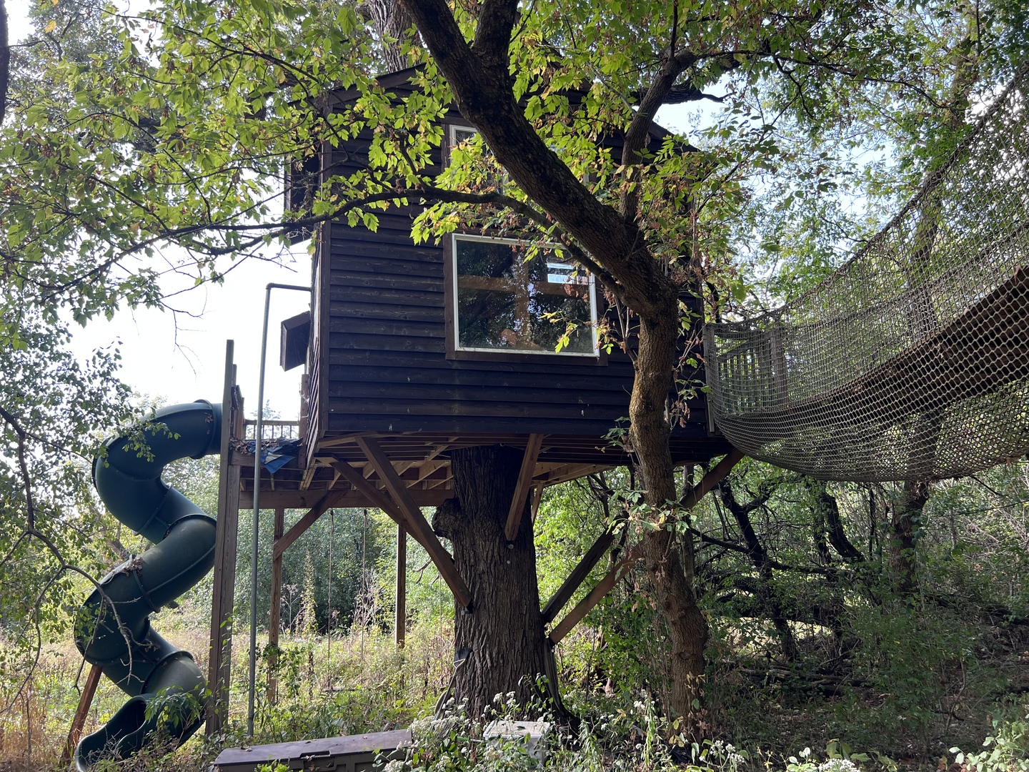 main property photo 48
