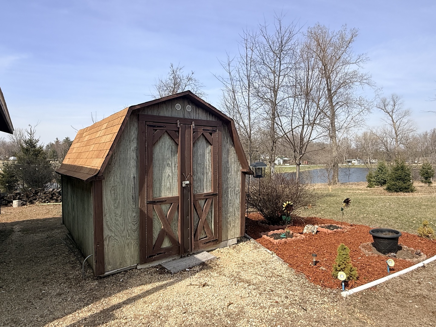 main property photo 17