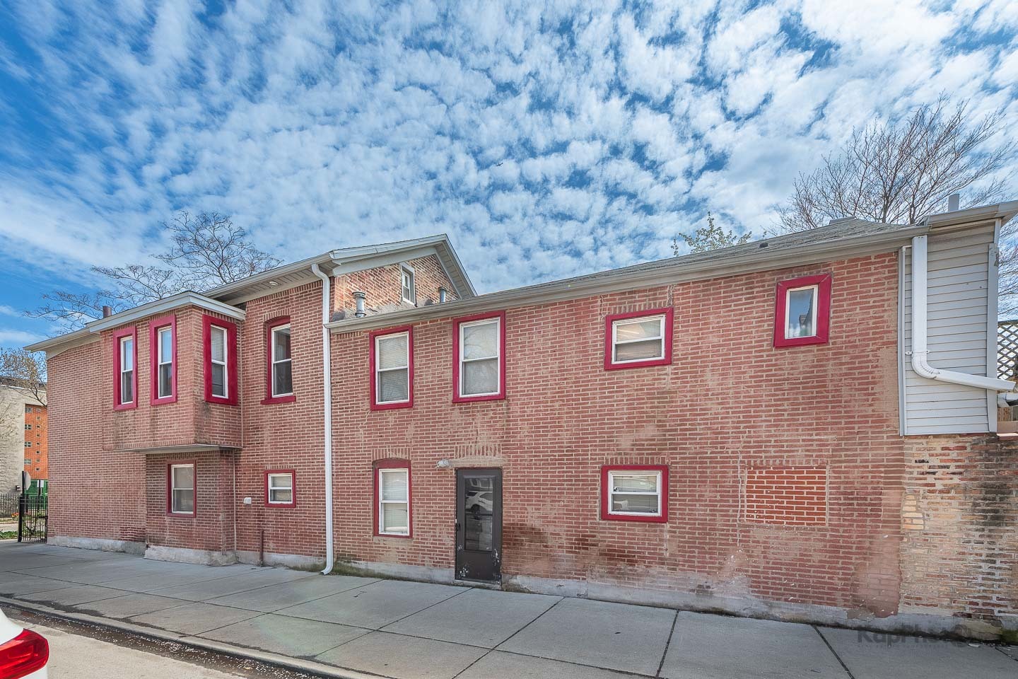 main property photo 39