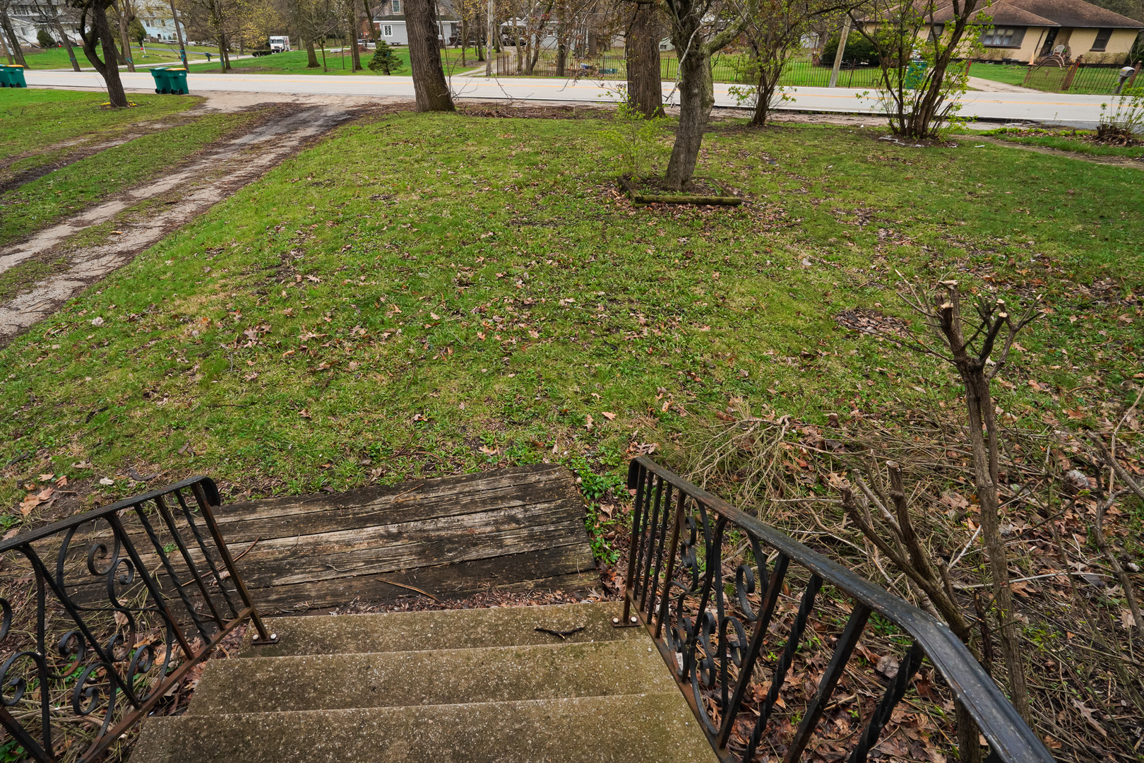 main property photo 35