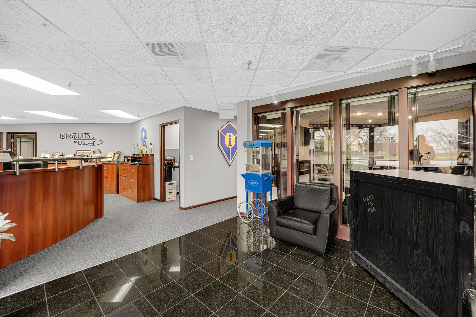 main property photo 5